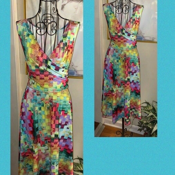 LBISSE "TEAL& PURPLE ABSTRACT PRINT SLEEVELESS SURPLICE" DRESS~MEDIUM - Picture 2 of 6